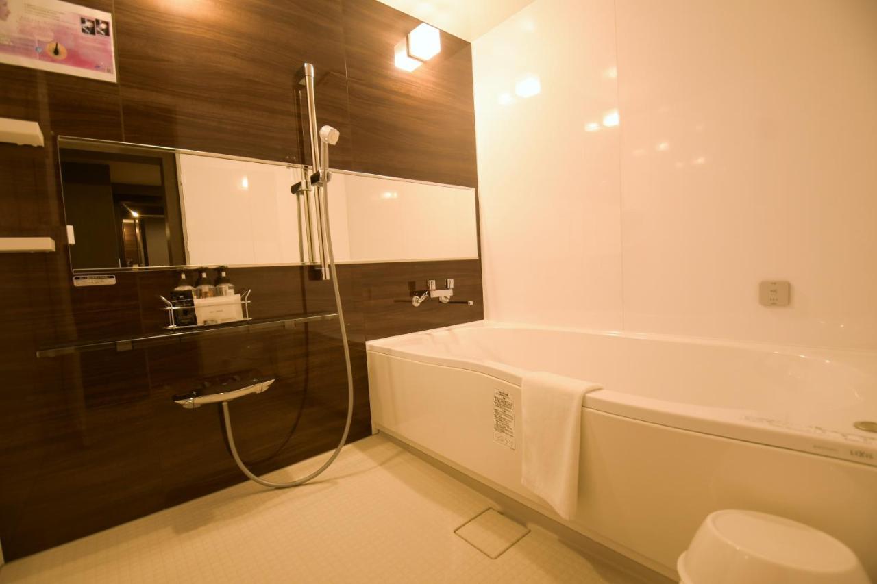 Ginowan Crystal Hotell Exteriör bild